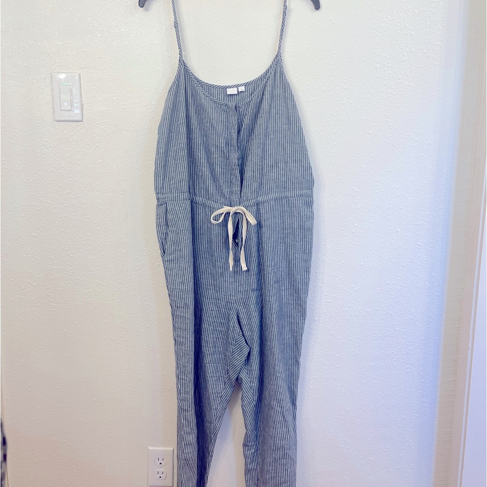 Jumpsuit size M Gap